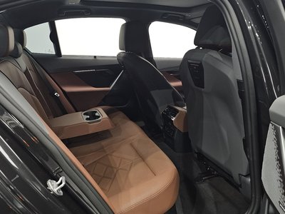 صورة مصغرة 16 لـ 2025 BMW 5 SERIES