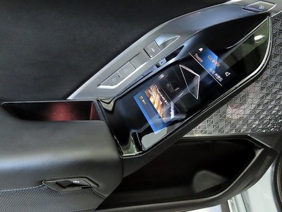 2023 BMW I7 — миниатюра 14