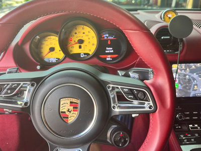 صورة 9 لـ 2023 Porsche 718