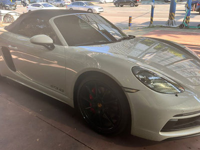 صورة 2 لـ 2023 Porsche 718