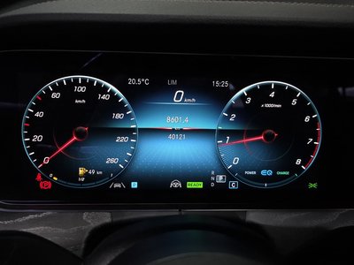 MERCEDES-BENZ E-CLASS - 8