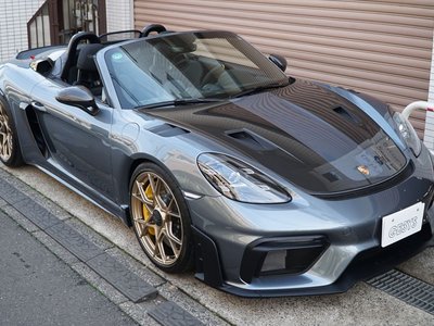 PORSCHE 718 SPYDER - 5