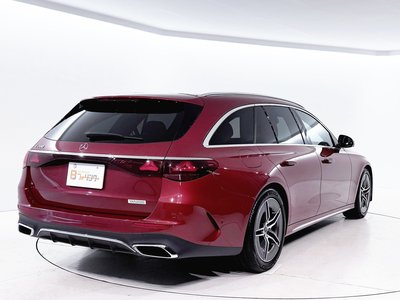 MERCEDES-BENZ E-CLASS - 8