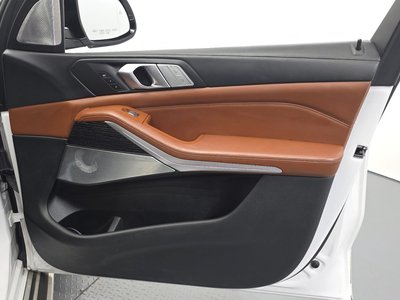 2021 BMW X7 缩略图 14