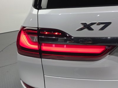 2021 BMW X7 照片 10