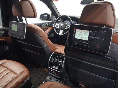 2021 BMW X7 缩略图 25