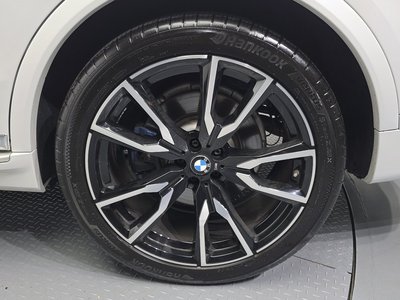 2021 BMW X7 照片 8
