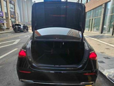 MERCEDES-BENZ E-CLASS - 4
