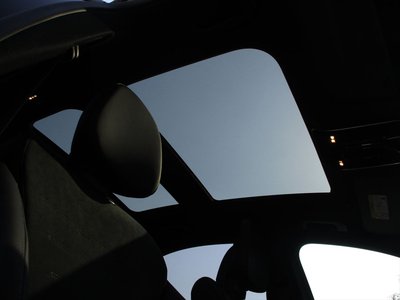 صورة مصغرة 61 لـ 2025 MERCEDES-BENZ C-CLASS