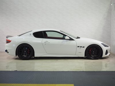 MASERATI GRANTURISMO - 2