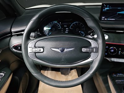 2021 Genesis GV70 — миниатюра 16