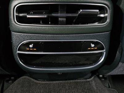 2021 Genesis GV70 — миниатюра 19