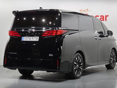 2024 Toyota ALPHARD — фото 3