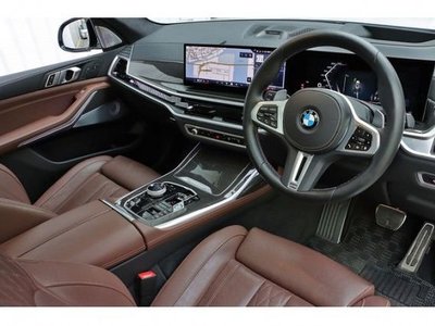 2023 BMW X7 照片 6