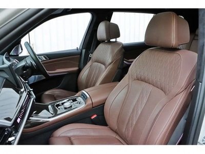 2023 BMW X7 照片 9