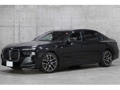 BMW 7 SERIES - 1