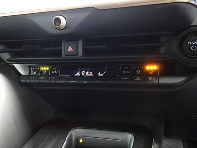 2025 Toyota CROWN SPORT thumbnail 18