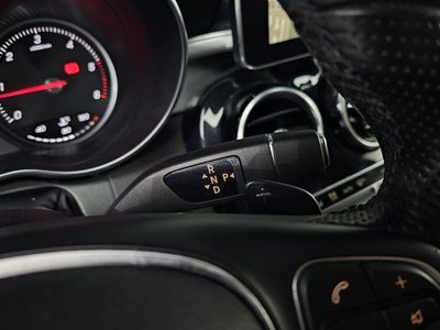 MERCEDES-BENZ C-CLASS - 9