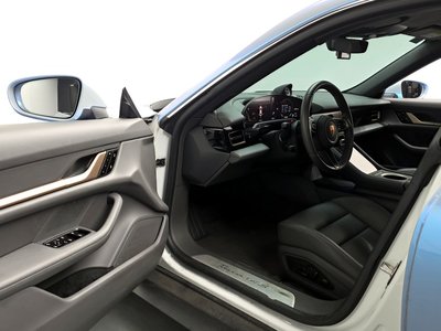 2021 Porsche TAYCAN photo 10