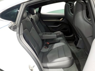 2021 Porsche TAYCAN — миниатюра 12