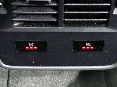 2021 Porsche TAYCAN — миниатюра 19