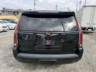 CADILLAC ESCALADE - 6