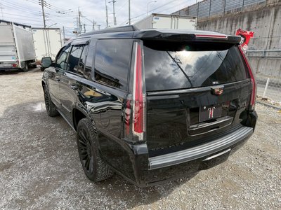 CADILLAC ESCALADE - 5