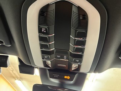 صورة مصغرة 35 لـ 2021 Porsche MACAN