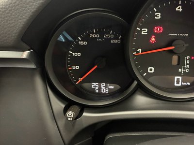 صورة مصغرة 34 لـ 2021 Porsche MACAN
