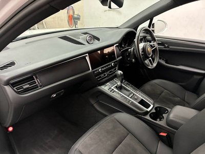 صورة مصغرة 29 لـ 2021 Porsche MACAN