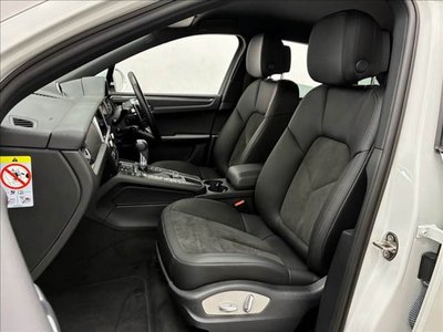 صورة مصغرة 15 لـ 2021 Porsche MACAN