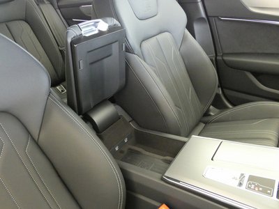 2025 AUDI A6 缩略图 26