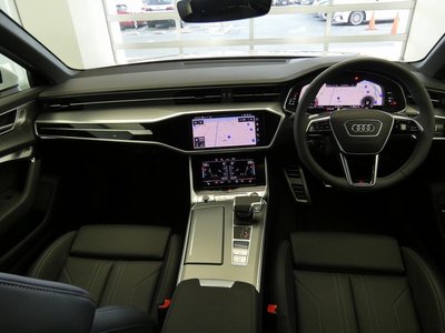 صورة 3 لـ 2025 AUDI A6