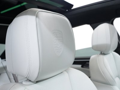 صورة مصغرة 12 لـ 2024 Porsche MACAN