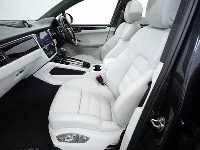 صورة مصغرة 16 لـ 2024 Porsche MACAN