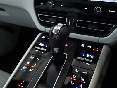 صورة مصغرة 45 لـ 2024 Porsche MACAN
