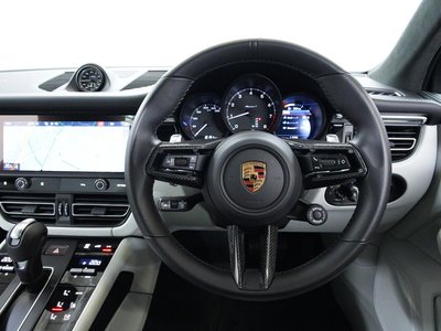 صورة مصغرة 32 لـ 2024 Porsche MACAN