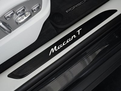 صورة مصغرة 14 لـ 2024 Porsche MACAN