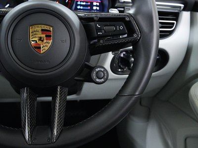 صورة مصغرة 33 لـ 2024 Porsche MACAN