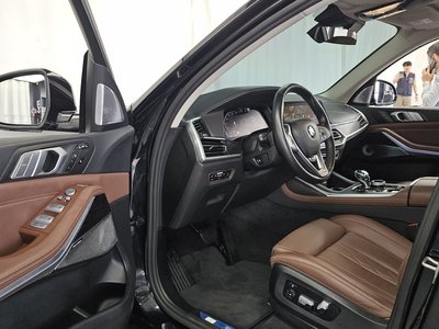صورة 10 لـ 2021 BMW X7