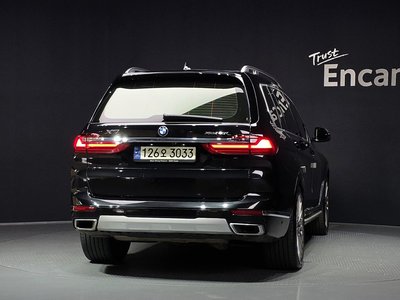 صورة 3 لـ 2021 BMW X7