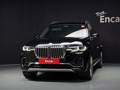 صورة 2 لـ 2021 BMW X7