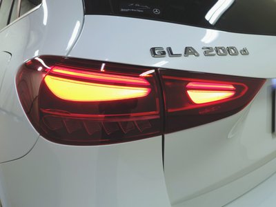 MERCEDES-BENZ GLA - 5