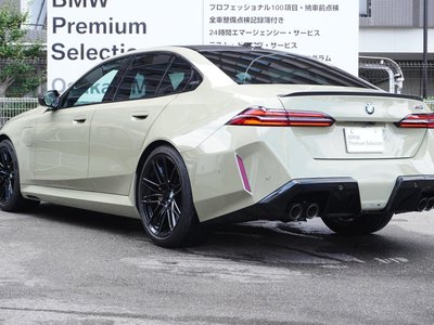 2025 BMW M5 照片 10