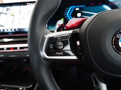 صورة مصغرة 31 لـ 2025 BMW M5