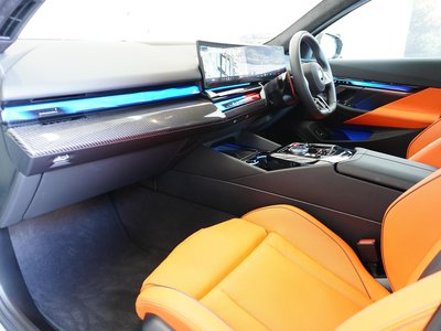 صورة مصغرة 53 لـ 2025 BMW M5