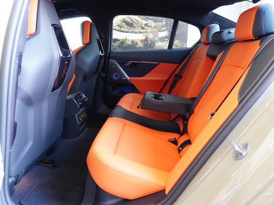 صورة مصغرة 51 لـ 2025 BMW M5