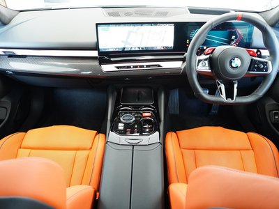 صورة مصغرة 42 لـ 2025 BMW M5