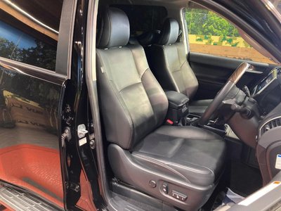 TOYOTA LAND CRUISER PRADO - 9