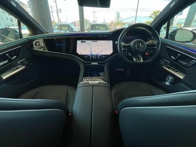 MERCEDES-BENZ EQE - 7